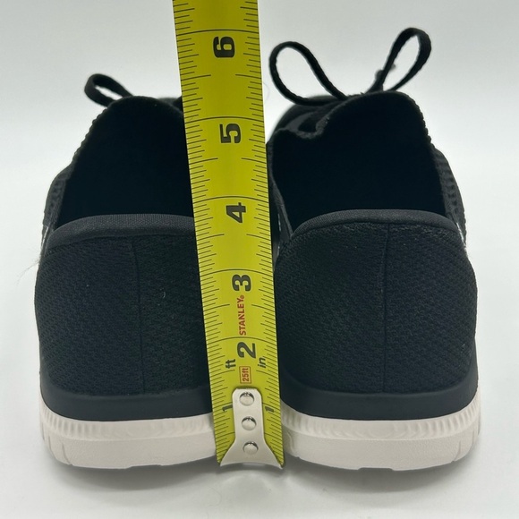 Skechers Swift Fit Sneakers Women’s 8.5 Black Hands-Free Slip-On Comfort NWT - Picture 7 of 11